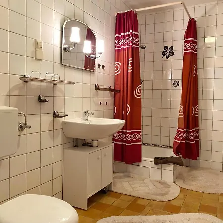 Juanita In Apartman
